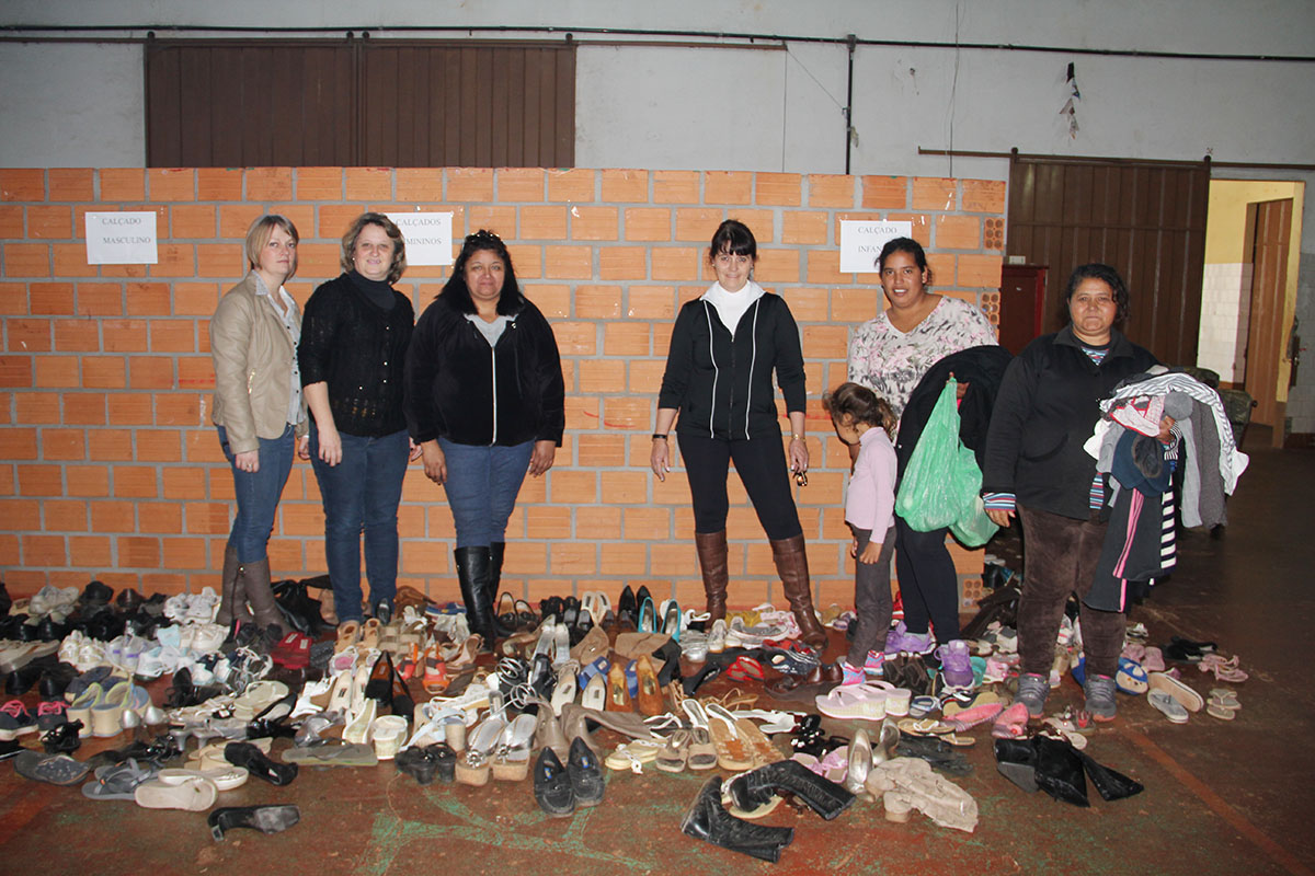 CAMPANHA DO AGASALHO BENEFICIA 60 FAMÍLIAS